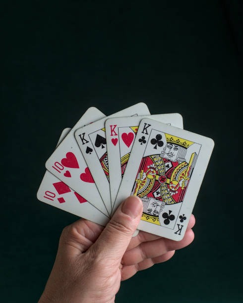Live dealer table interface on a mobile device screen